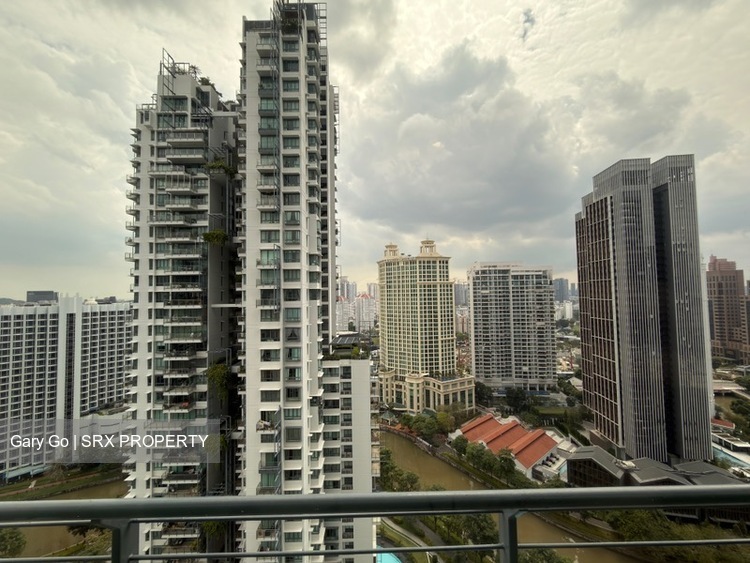 RiverGate (D9), Apartment #529917251